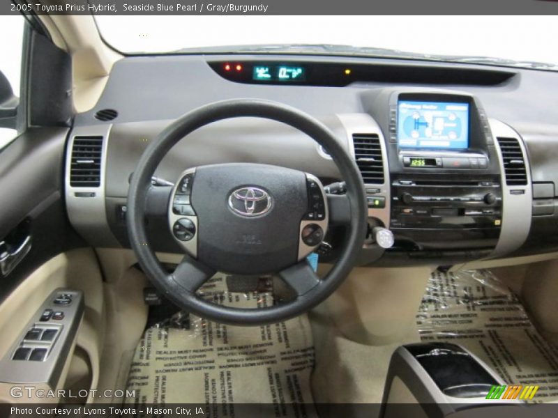Seaside Blue Pearl / Gray/Burgundy 2005 Toyota Prius Hybrid
