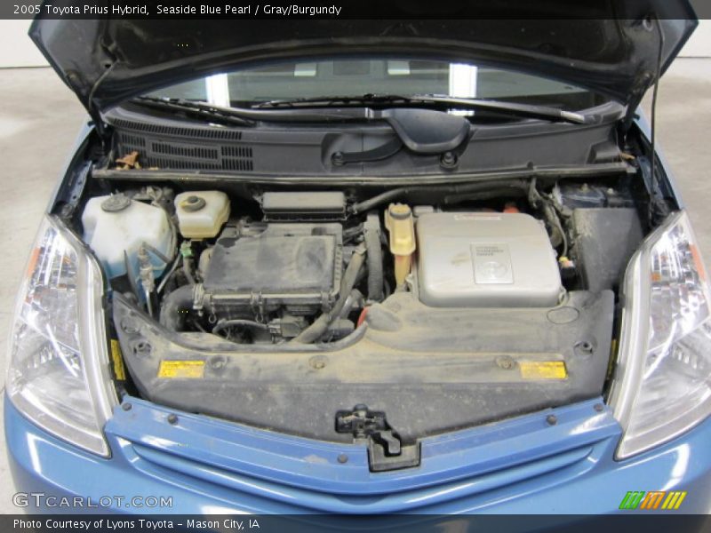 Seaside Blue Pearl / Gray/Burgundy 2005 Toyota Prius Hybrid