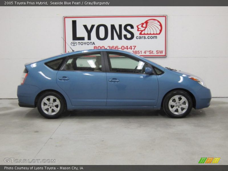 Seaside Blue Pearl / Gray/Burgundy 2005 Toyota Prius Hybrid