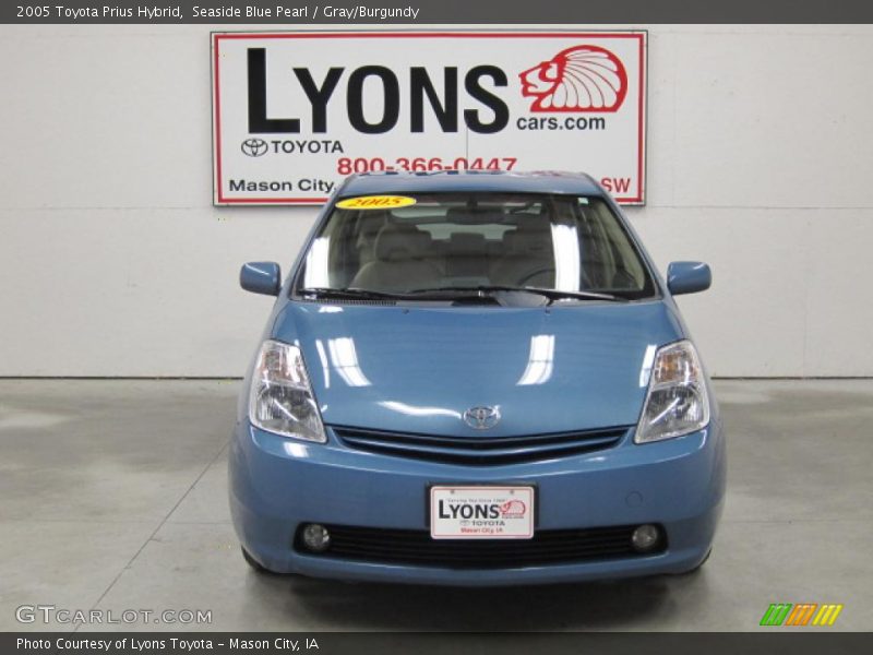 Seaside Blue Pearl / Gray/Burgundy 2005 Toyota Prius Hybrid