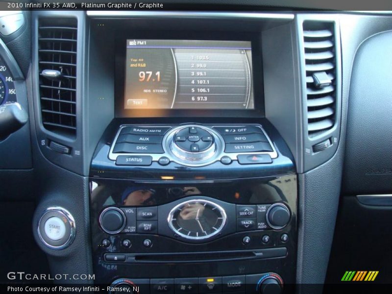 Controls of 2010 FX 35 AWD