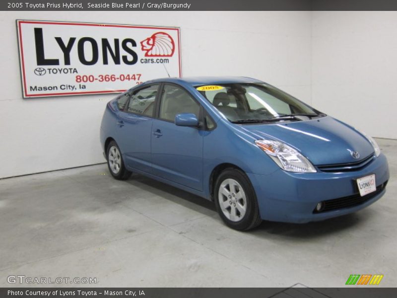 Seaside Blue Pearl / Gray/Burgundy 2005 Toyota Prius Hybrid