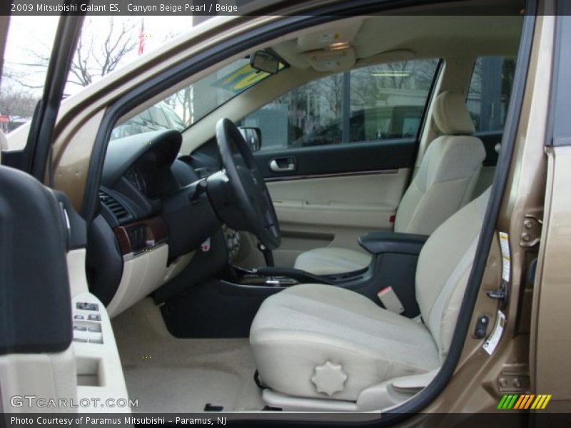 Canyon Beige Pearl / Beige 2009 Mitsubishi Galant ES