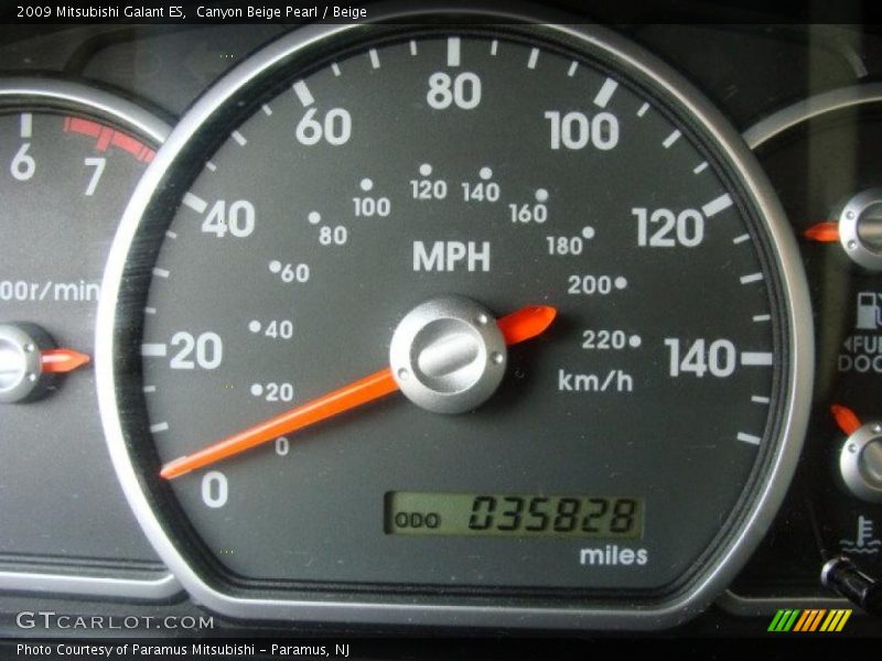 Canyon Beige Pearl / Beige 2009 Mitsubishi Galant ES