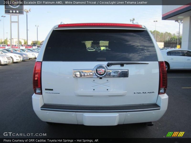 White Diamond Tricoat / Cocoa/Light Linen Tehama Leather 2011 Cadillac Escalade ESV Platinum AWD