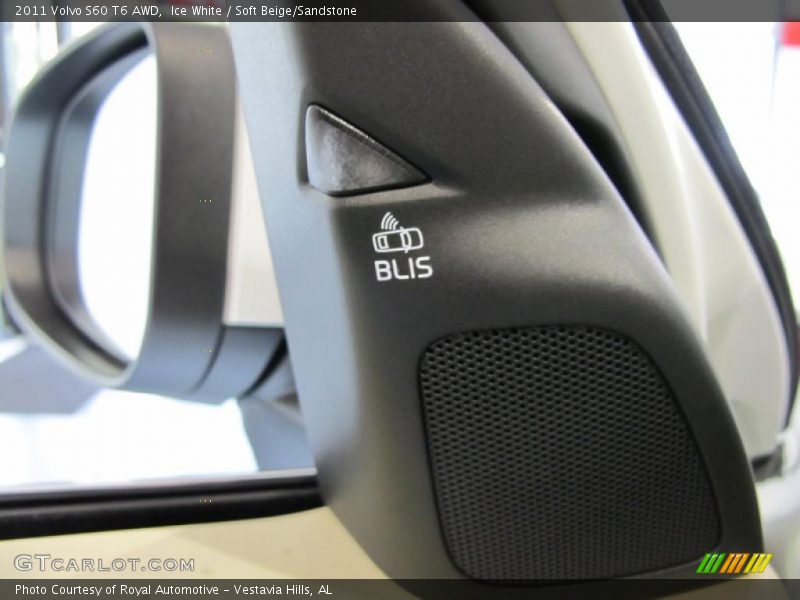 Ice White / Soft Beige/Sandstone 2011 Volvo S60 T6 AWD