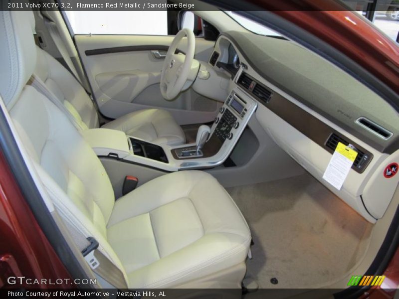  2011 XC70 3.2 Sandstone Beige Interior
