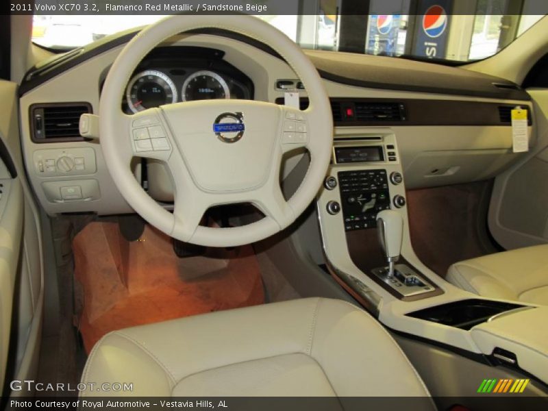 Flamenco Red Metallic / Sandstone Beige 2011 Volvo XC70 3.2