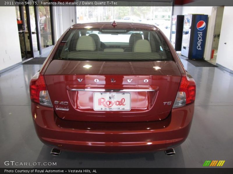 Flamenco Red Metallic / Dalaro Quartz T-Tec 2011 Volvo S40 T5