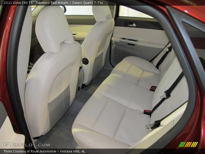  2011 S40 T5 Dalaro Quartz T-Tec Interior