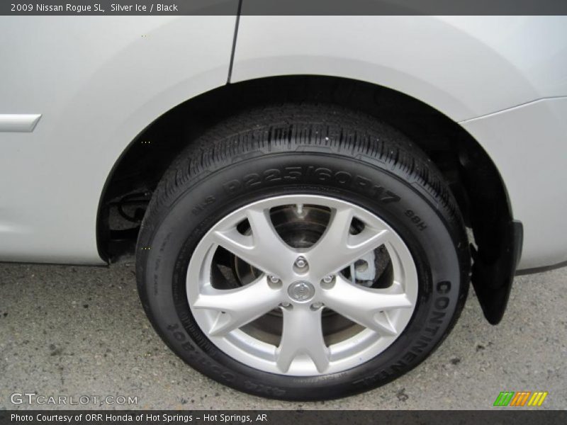 Silver Ice / Black 2009 Nissan Rogue SL