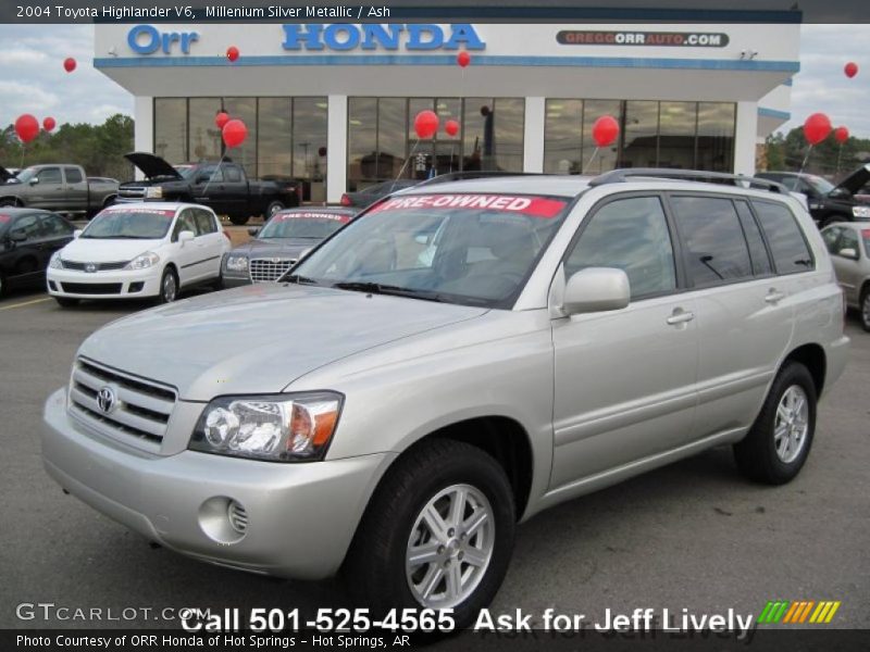 Millenium Silver Metallic / Ash 2004 Toyota Highlander V6