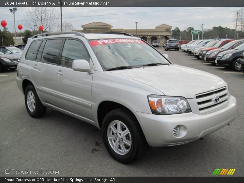 Millenium Silver Metallic / Ash 2004 Toyota Highlander V6