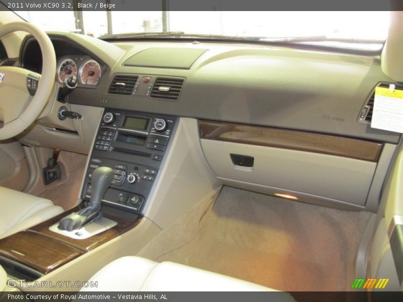 Black / Beige 2011 Volvo XC90 3.2