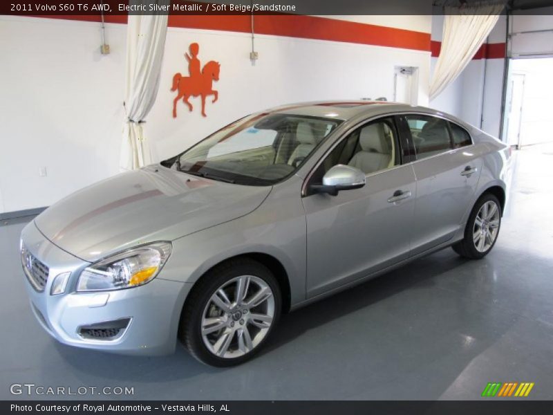 Electric Silver Metallic / Soft Beige/Sandstone 2011 Volvo S60 T6 AWD