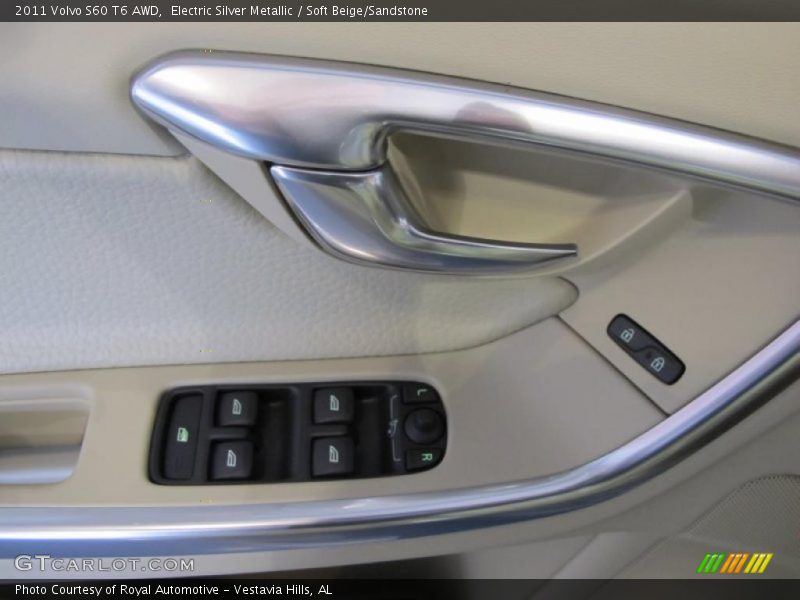 Electric Silver Metallic / Soft Beige/Sandstone 2011 Volvo S60 T6 AWD