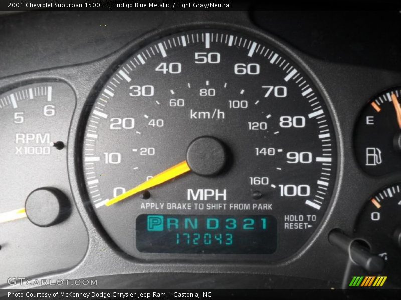 Indigo Blue Metallic / Light Gray/Neutral 2001 Chevrolet Suburban 1500 LT