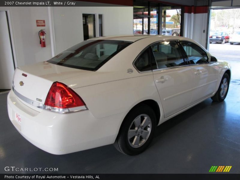 White / Gray 2007 Chevrolet Impala LT