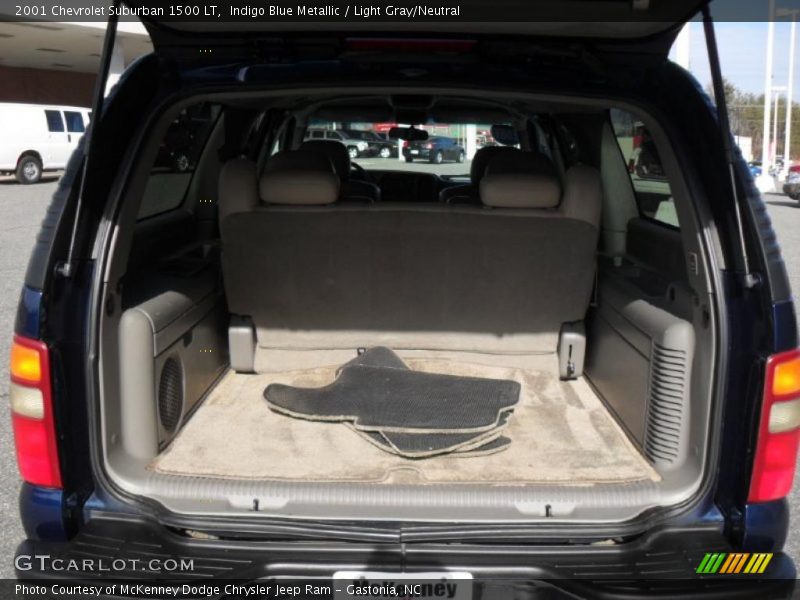 Indigo Blue Metallic / Light Gray/Neutral 2001 Chevrolet Suburban 1500 LT