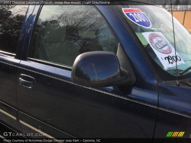 Indigo Blue Metallic / Light Gray/Neutral 2001 Chevrolet Suburban 1500 LT