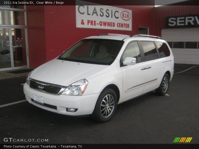 Clear White / Beige 2011 Kia Sedona EX