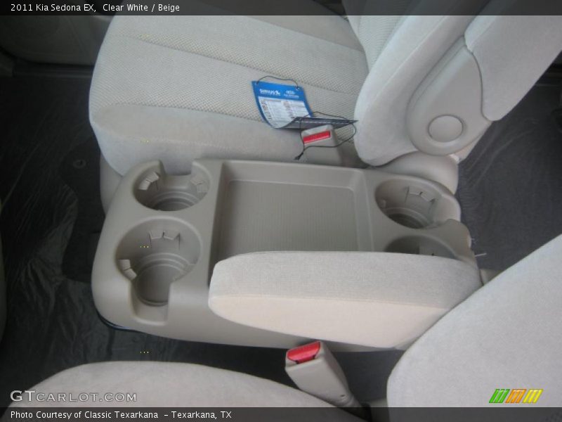 Clear White / Beige 2011 Kia Sedona EX
