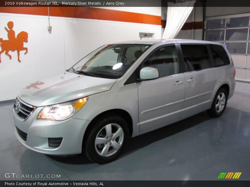 Mercury Sliver Metallic / Aero Grey 2009 Volkswagen Routan SEL
