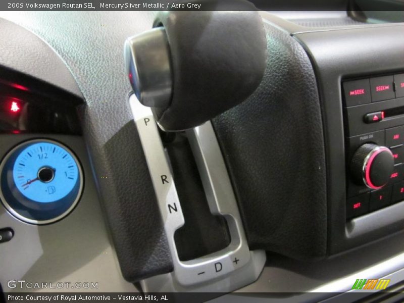  2009 Routan SEL 6 Speed Automatic Shifter