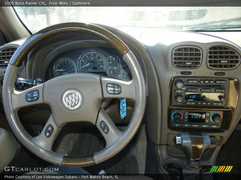 Frost White / Cashmere 2005 Buick Rainier CXL