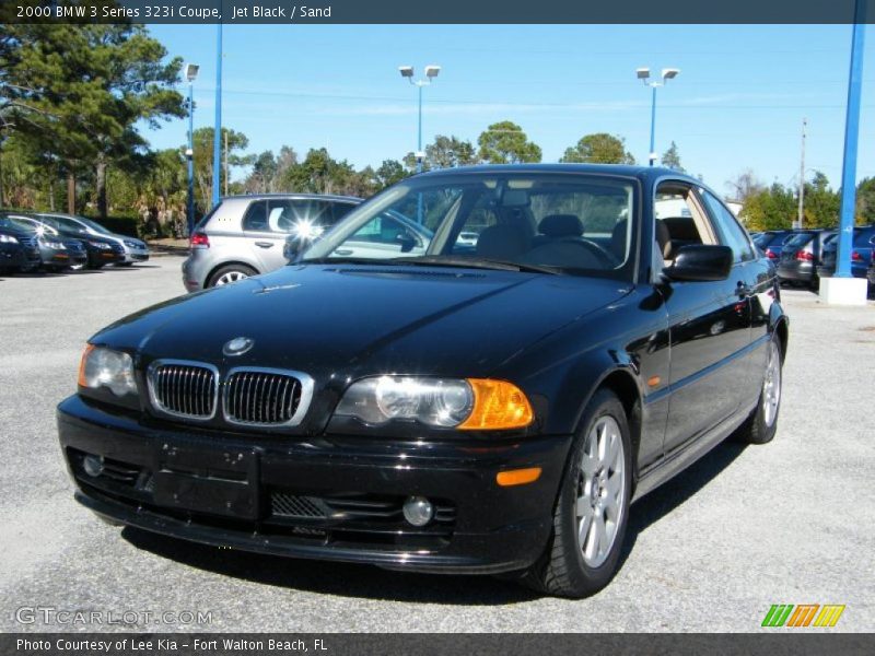 Jet Black / Sand 2000 BMW 3 Series 323i Coupe