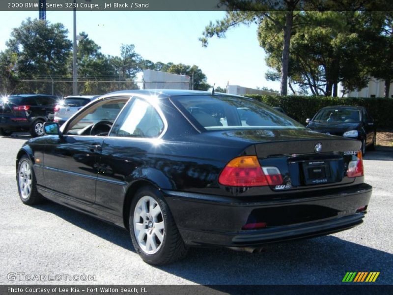 Jet Black / Sand 2000 BMW 3 Series 323i Coupe