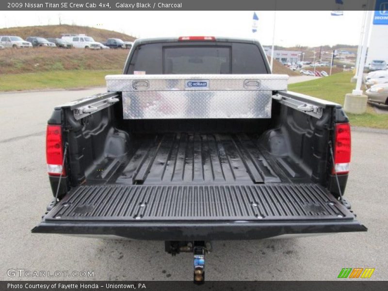 Galaxy Black / Charcoal 2009 Nissan Titan SE Crew Cab 4x4
