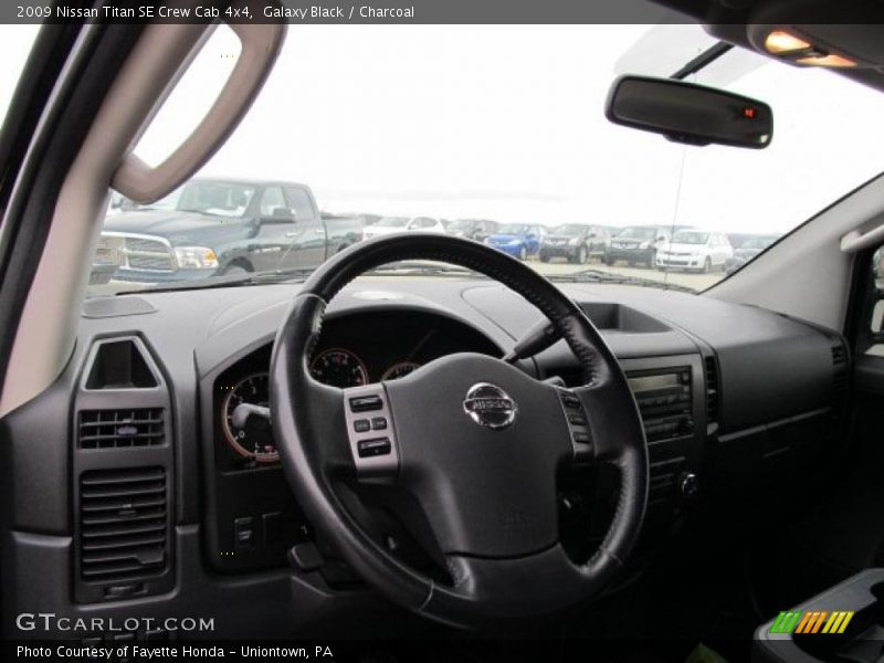 Galaxy Black / Charcoal 2009 Nissan Titan SE Crew Cab 4x4
