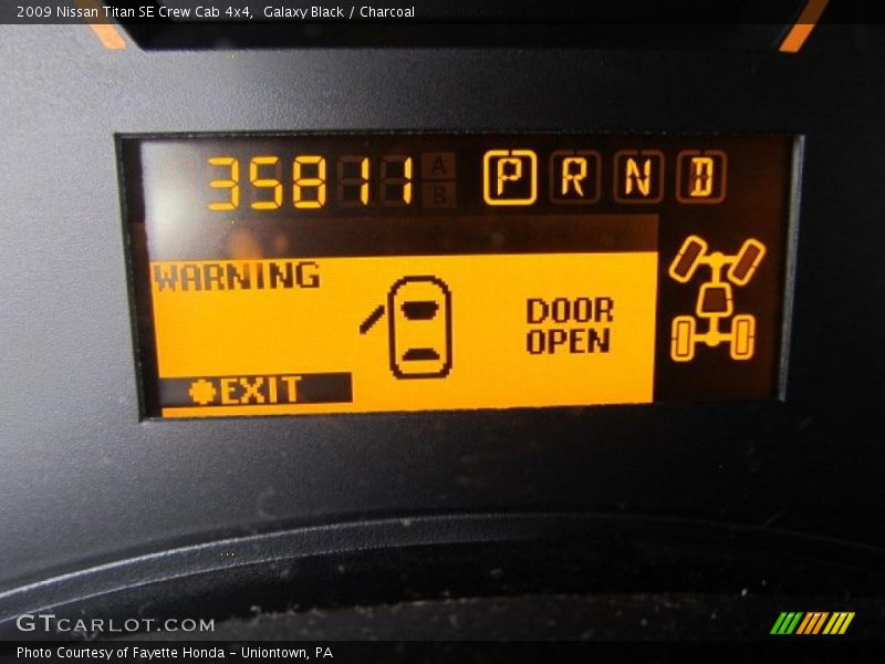 Galaxy Black / Charcoal 2009 Nissan Titan SE Crew Cab 4x4