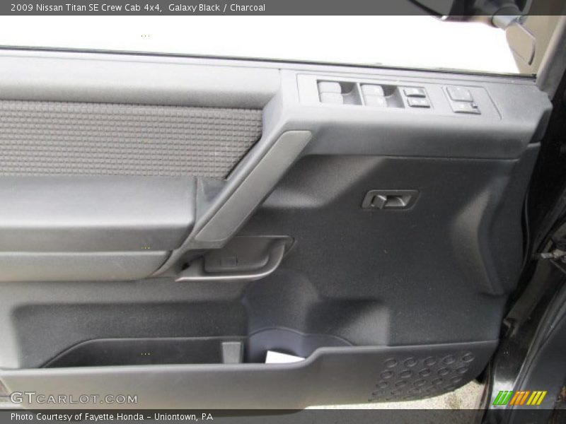 Galaxy Black / Charcoal 2009 Nissan Titan SE Crew Cab 4x4