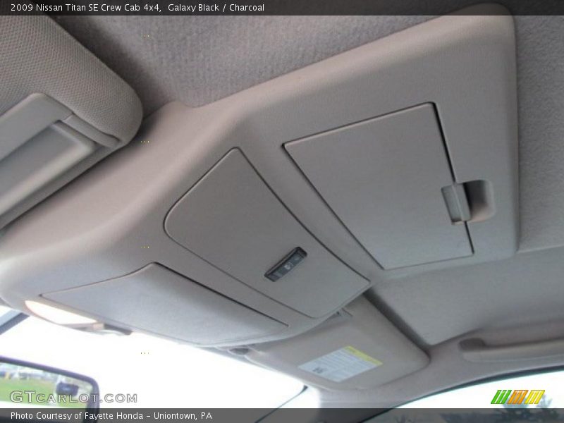 Galaxy Black / Charcoal 2009 Nissan Titan SE Crew Cab 4x4