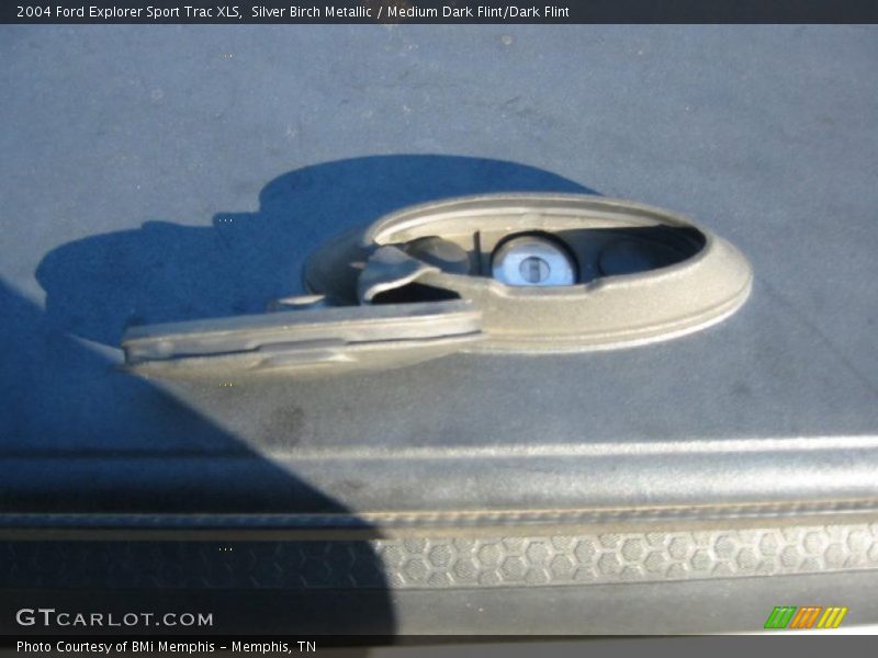 Silver Birch Metallic / Medium Dark Flint/Dark Flint 2004 Ford Explorer Sport Trac XLS