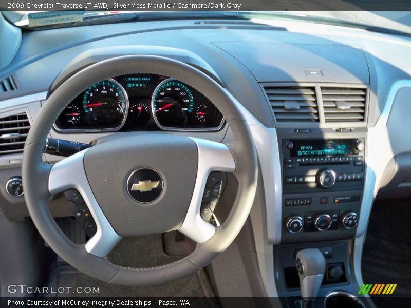 Silver Moss Metallic / Cashmere/Dark Gray 2009 Chevrolet Traverse LT AWD