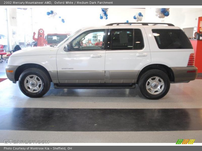 Oxford White / Medium Dark Parchment 2002 Mercury Mountaineer AWD