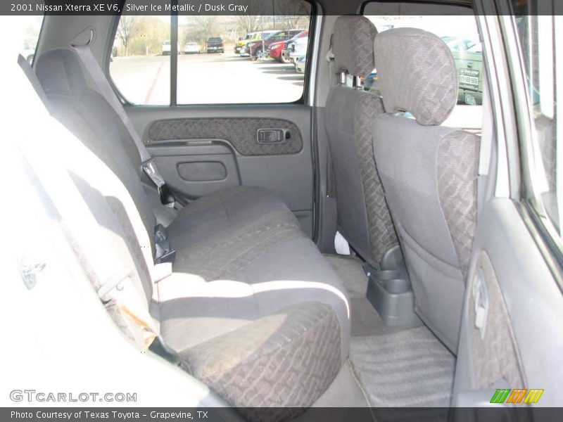 Silver Ice Metallic / Dusk Gray 2001 Nissan Xterra XE V6