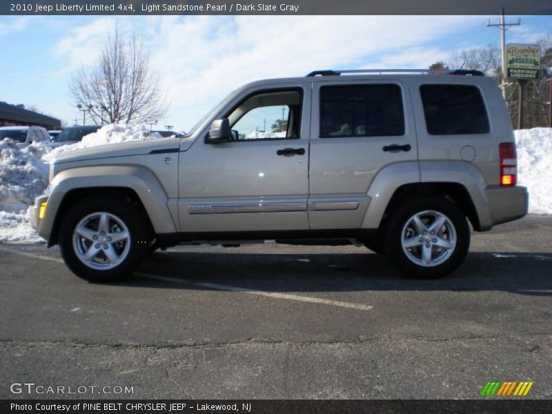 Light Sandstone Pearl / Dark Slate Gray 2010 Jeep Liberty Limited 4x4