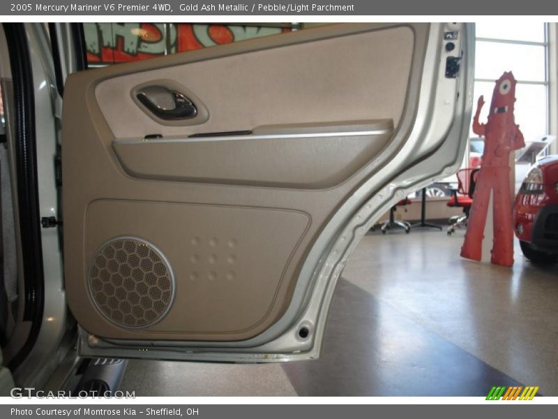 Gold Ash Metallic / Pebble/Light Parchment 2005 Mercury Mariner V6 Premier 4WD