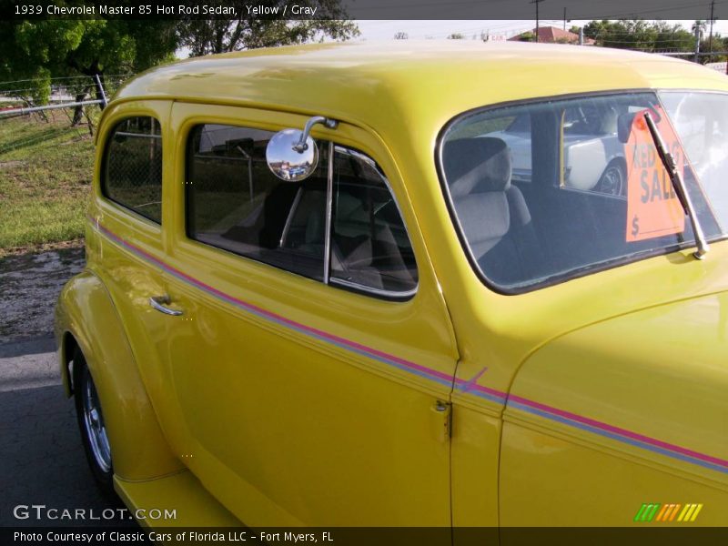 Yellow / Gray 1939 Chevrolet Master 85 Hot Rod Sedan