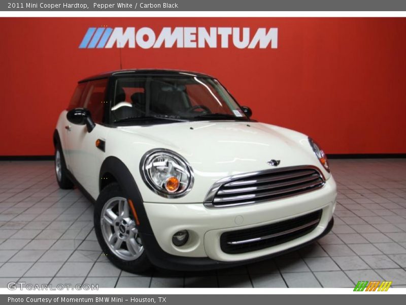 Pepper White / Carbon Black 2011 Mini Cooper Hardtop