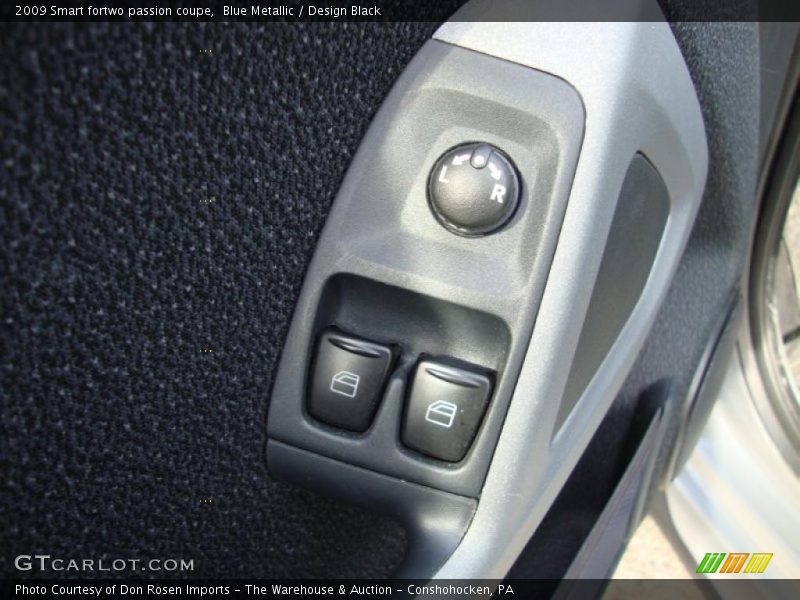 Controls of 2009 fortwo passion coupe