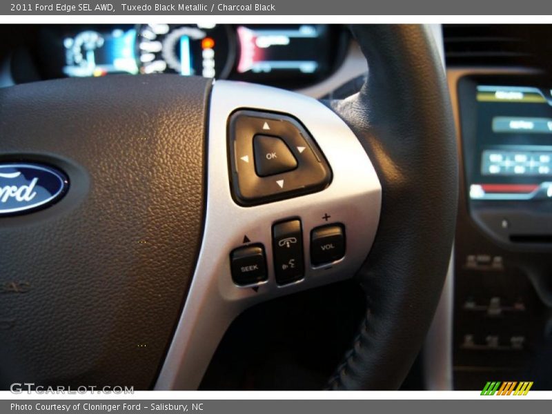 Controls of 2011 Edge SEL AWD