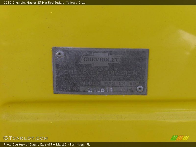 Yellow / Gray 1939 Chevrolet Master 85 Hot Rod Sedan