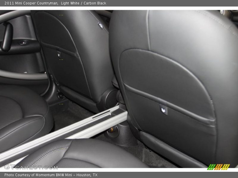 Light White / Carbon Black 2011 Mini Cooper Countryman