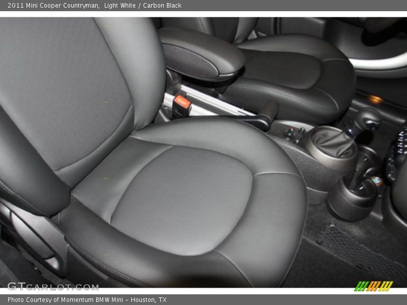 Light White / Carbon Black 2011 Mini Cooper Countryman