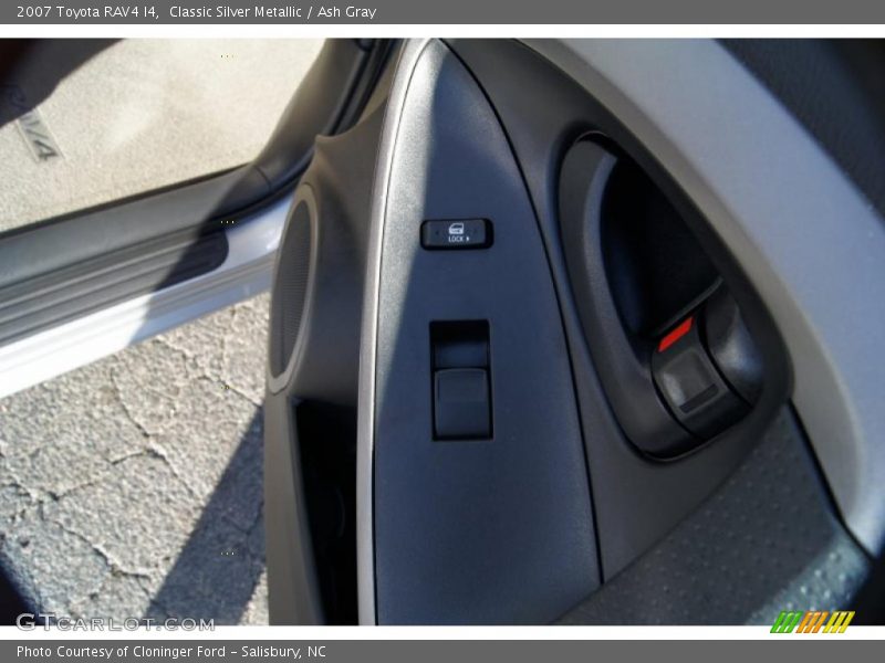 Classic Silver Metallic / Ash Gray 2007 Toyota RAV4 I4